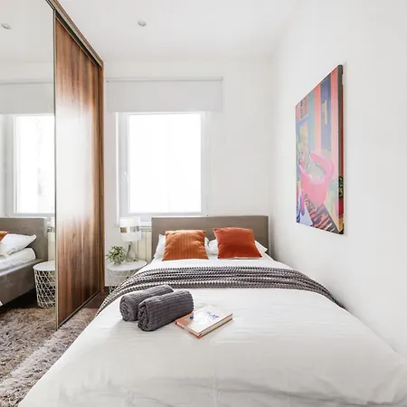 Apartment Relaxing Spacious Balcony Super Central Near Opera