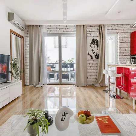 Relaxing Spacious Balcony Super Near Opera *