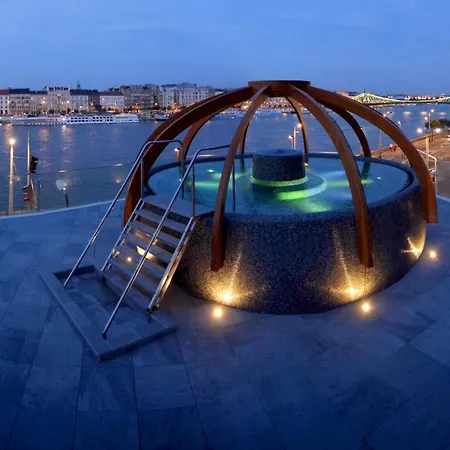 Relaxing Spacious Balcony Super Central Near Opera Apartment