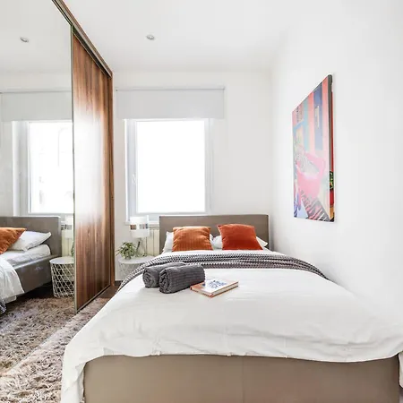 Relaxing Spacious Balcony Super Near Opera Apartament